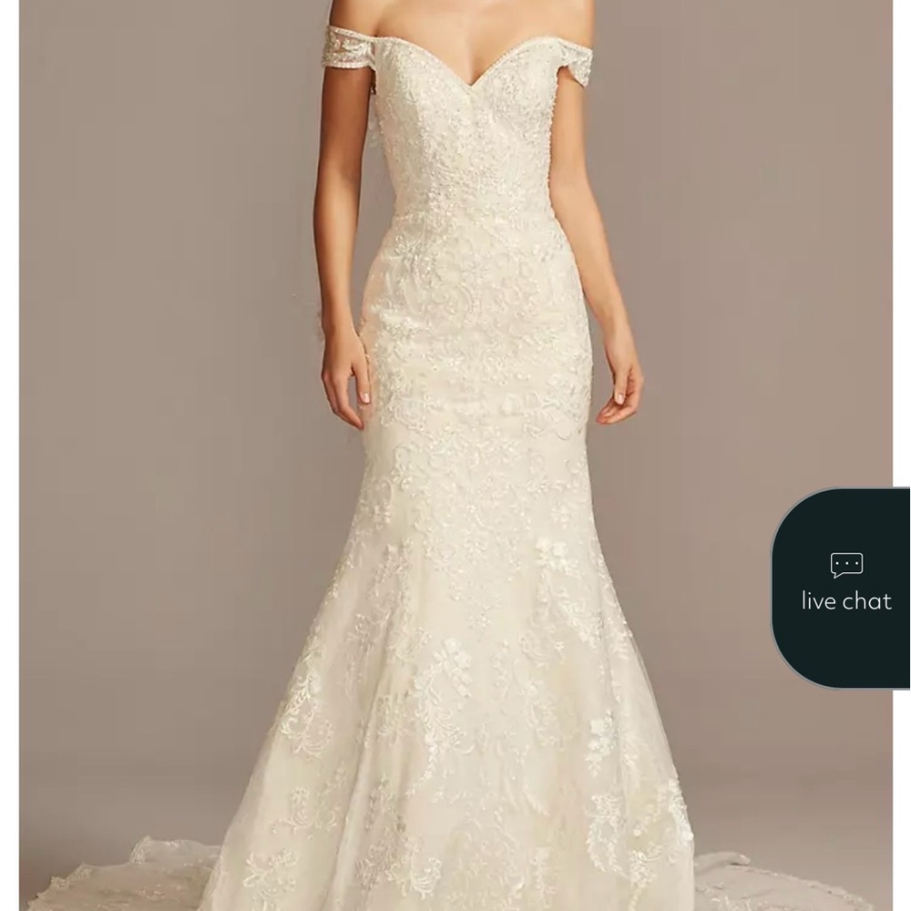 Beaded Lace Wedding Dress Oleg Cassini - size 6